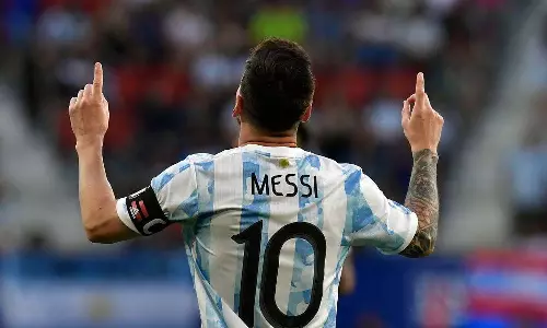 കരുത്തോടെ തിരിച്ചുവരും...വിശ്വസിക്കൂ, ഈ ഗ്രൂപ്പ് നിങ്ങളെ നിരാശരാക്കില്ല:മെസ്സി