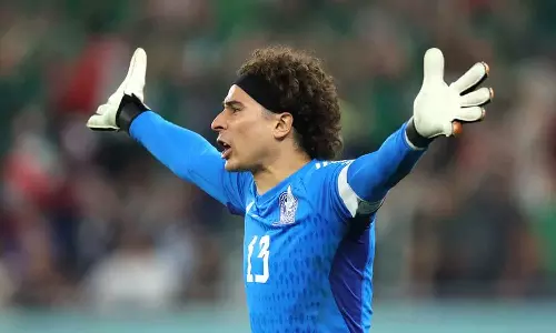 ഒച്ചാവോ; എതിരാളികൾ എന്നും പേടിക്കുന്നൊരു ഗോൾകീപ്പർ