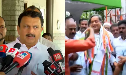 ആളുകളെ വിലകുറച്ച് കാണേണ്ട, മെസിക്ക് സംഭവിച്ചത് പോലെയാകും: വി.ഡി സതീശനെ തള്ളി കെ.മുരളീധരൻ ആളുകളെ വിലകുറച്ച് കാണേണ്ട, മെസിക്ക് സംഭവിച്ചത് പോലെയാകും: വി.ഡി സതീശനെ തള്ളി കെ.മുരളീധരൻ