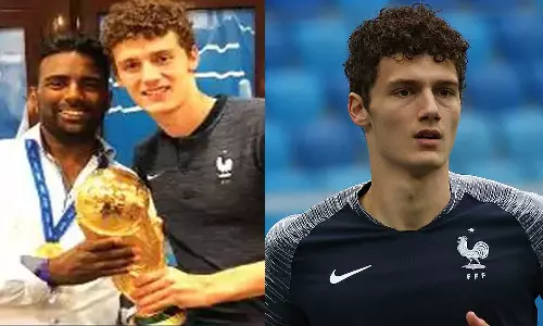 ഫ്രാൻസ് പ്രതിരോധ താരം പവാർഡിനെ കണ്ടെത്തിയതൊരു ഇന്ത്യക്കാരൻ ഫ്രാൻസ് പ്രതിരോധ താരം പവാർഡിനെ കണ്ടെത്തിയതൊരു ഇന്ത്യക്കാരൻ