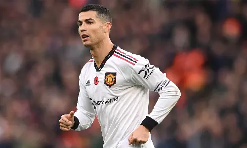 നിങ്ങളുടെ പണം എനിക്ക് വേണ്ട; യുണൈറ്റഡിനോട് ക്രിസ്റ്റ്യാനോ