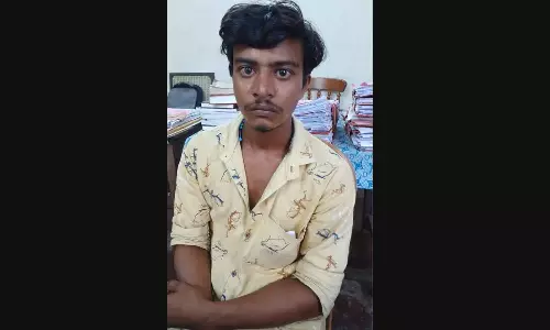 വീടിന്റെ ടെറസിൽ കഞ്ചാവ് ചെടി നട്ടുവളർത്തിയ യുവാവ് അറസ്റ്റിൽ