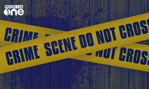 പെൺകുട്ടിയുടെ ഫോൺ നമ്പർ ചോദിച്ചതിന്‍റെ പേരില്‍ തര്‍ക്കം; പാലക്കാട് യുവാവിന് വെട്ടേറ്റു