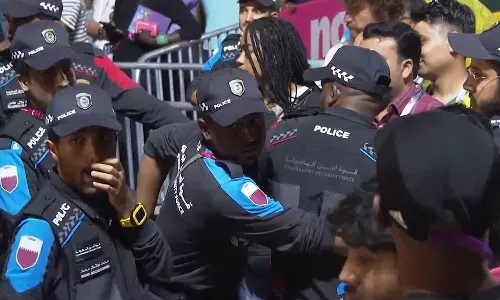 മെസിക്കെതിരെ തെറിവിളി; മെക്‌സിക്കോ-അർജന്റീന ആരാധകർ ഏറ്റുമുട്ടി