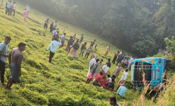 തൃശൂര്‍ ചേലക്കരയില്‍ സ്വകാര്യ ബസ് താഴ്ചയിലേക്ക് മറിഞ്ഞു