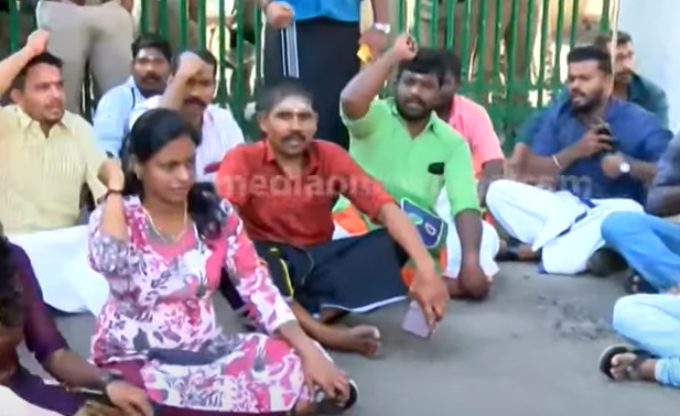 കത്ത് വിവാദത്തിൽ ഇന്നും പ്രതിഷേധം; ഗേറ്റ് ഉപരോധിച്ച യുവമോർച്ചക്കാരും കോർപ്പറേഷൻ ജീവനക്കാരും തമ്മിൽ കയ്യാങ്കളി