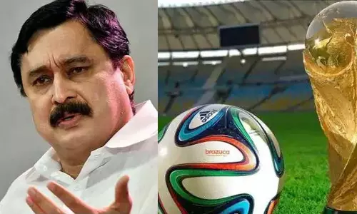 ആരാധന അതിന്റെ സമയത്ത് നടക്കും, സ്‌പോർട്‌സിനെ മതവുമായി കൂട്ടിക്കുഴക്കേണ്ടതില്ല; സമസ്തയെ തള്ളി കായിക മന്ത്രി