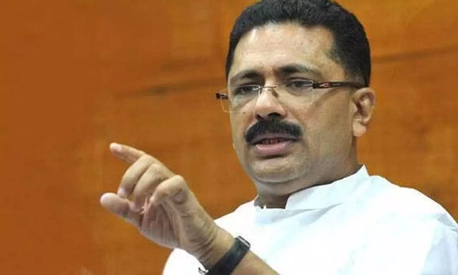 മനുഷ്യരെ ഒന്നിപ്പിക്കുന്നതൊന്നും നിഷിദ്ധമല്ല.. ജനങ്ങളുടെ ആനന്ദത്തെ ചങ്ങലക്കിടാൻ ആർക്കെന്തവകാശം?