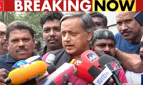 വരാത്തവർ വരണ്ട, അവർക്ക് യൂട്യൂബിൽ കാണാം; ഡിസിസിയെ അറിയിച്ചാണ് പരിപാടിയിൽ പങ്കെടുക്കുന്നതെന്ന് തരൂർ