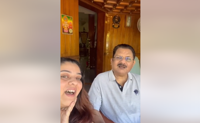 ക്യാ ഹുവാ തേരാ വാദാ...; മകള്‍ക്കൊപ്പം പാട്ടു പാടി ജഗതി ശ്രീകുമാര്‍