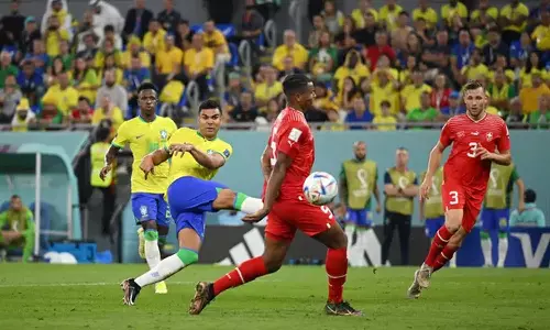 സ്വിസ് പൂട്ട് പൊട്ടിച്ച് ബ്രസീൽ: പ്രീ ക്വാർട്ടറിൽ (1-0) സ്വിസ് പൂട്ട് പൊട്ടിച്ച് ബ്രസീൽ: പ്രീ ക്വാർട്ടറിൽ (1-0)