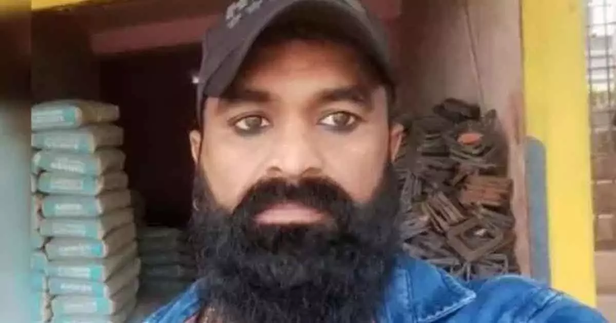 ബി.ജെ.പി വിട്ട് സി.പി.എമ്മിലെത്തി: തലശ്ശേരി ഇരട്ടക്കൊല കേസിലെ മുഖ്യപ്രതിയുടെ പാര്ട്ടി ബന്ധം സ്ഥിരീകരിച്ച് എം.വി ജയരാജന് ബി.ജെ.പി വിട്ട് സി.പി.എമ്മിലെത്തി: തലശ്ശേരി ഇരട്ടക്കൊല കേസിലെ മുഖ്യപ്രതിയുടെ പാര്ട്ടി ബന്ധം സ്ഥിരീകരിച്ച് എം.വി ജയരാജന്