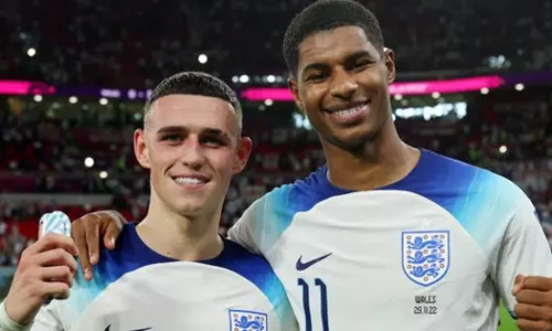 15 കൊല്ലത്തിന് ശേഷം ആദ്യമായി ഗ്രൂപ്പ് ചാമ്പ്യൻ; പ്രീക്വാർട്ടറിൽ ഇംഗ്ലണ്ടിനെതിരെ സെനഗൽ