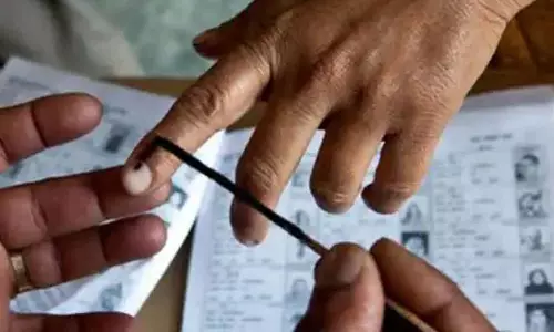 ഗുജറാത്തില് 89 മണ്ഡലങ്ങള് നാളെ പോളിങ് ബൂത്തിലേക്ക്; ഇന്ന് നിശബ്ദ പ്രചാരണം ഗുജറാത്തില് 89 മണ്ഡലങ്ങള് നാളെ പോളിങ് ബൂത്തിലേക്ക്; ഇന്ന് നിശബ്ദ പ്രചാരണം