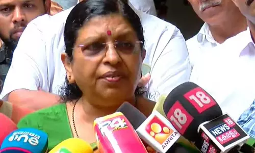 ഹോസ്റ്റൽ നിയന്ത്രണത്തിൽ വിവേചനം പാടില്ല; ആവശ്യമെങ്കിൽ ആൺകുട്ടികൾക്കും പെൺകുട്ടികൾക്കും ബാധകമാക്കണമെന്ന് വനിതാ കമ്മീഷന്‍ അധ്യക്ഷ