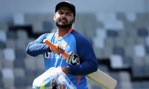 എനിക്ക് 24-25 ആണ് പ്രായം; താരതമ്യം ചെയ്യാന് 30 വയസാകുംവരെ കാത്തിരിക്കൂ; വിമർശനങ്ങളിൽ ഋഷഭ് പന്ത് എനിക്ക് 24-25 ആണ് പ്രായം; താരതമ്യം ചെയ്യാന് 30 വയസാകുംവരെ കാത്തിരിക്കൂ; വിമർശനങ്ങളിൽ ഋഷഭ് പന്ത്