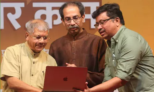 ശിവശക്തി-ഭീംശക്തി ഭായ് ഭായ്; മഹാരാഷ്ട്രയിൽ പുതിയ രാഷ്ട്രീയനീക്കം; ഉദ്ദവും പ്രകാശ് അംബേദ്കറും കൈക്കോർക്കുന്നു