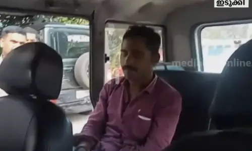 മാതാപിതാക്കളെ കാണാൻ പരോളിലിറങ്ങി മുങ്ങിയ കൊലക്കേസ് പ്രതി പിടിയിൽ