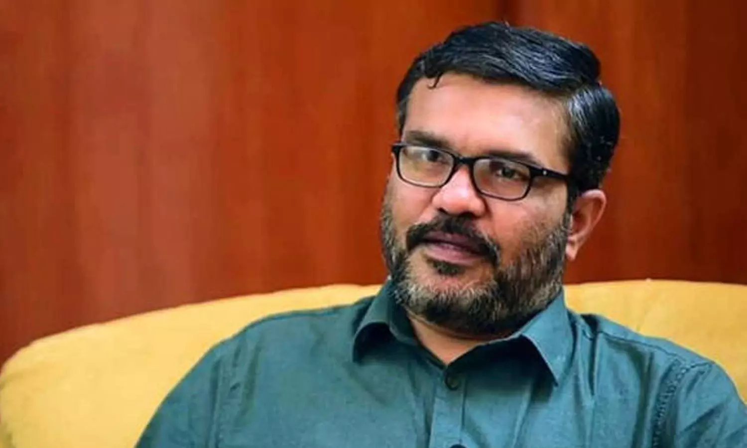 മന്ത്രിയുടെ പേരില് തന്നെ തീവ്രവാദിയുണ്ടെന്ന് പറയുന്നത് മറ്റൊരു തീവ്രവാദം; പ്രതിപക്ഷ നേതാവ് പ്രതികരിച്ചില്ലെന്നും മന്ത്രി എംബി രാജേഷ് മന്ത്രിയുടെ പേരില് തന്നെ തീവ്രവാദിയുണ്ടെന്ന് പറയുന്നത് മറ്റൊരു തീവ്രവാദം; പ്രതിപക്ഷ നേതാവ് പ്രതികരിച്ചില്ലെന്നും മന്ത്രി എംബി രാജേഷ്