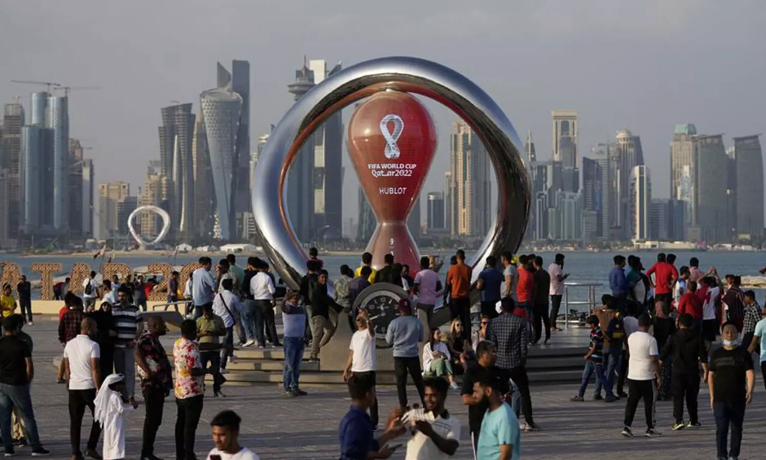 മത്സര ടിക്കറ്റ് ഇല്ലാത്തവർക്കും ലോകകപ്പ് സമയത്ത് ഖത്തറിലേക്ക് പോകാൻ അവസരം