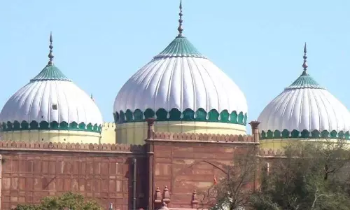 ഡിസംബർ ആറിന് മഥുര ഷാഹി മസ്ജിദിൽ ഹനുമാൻ ചാലീസ ചൊല്ലാൻ നീക്കം; 16 പേർക്കെതിരെ അറസ്റ്റ് വാറന്‍റ്