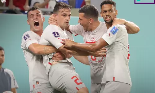 ബ്യൂട്ടിഫുൾ സ്വിസ്... സെർബിയയെ മറികടന്ന് പ്രീക്വാർട്ടറിലേക്ക്