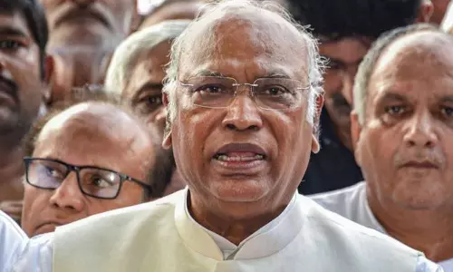 രാജ്യസഭാ പ്രതിപക്ഷ നേതാവിനെ ഇനിയും കണ്ടെത്താനായില്ല; കോൺഗ്രസിൽ പ്രതിസന്ധി