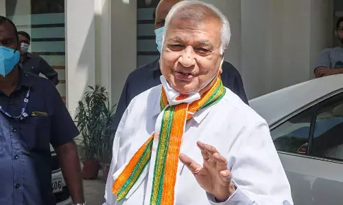 ഗവർണർ രാജി ആവശ്യപ്പെട്ട വിസിമാരുടെ ഹിയറിങ് ഡിസംബർ 12ന്