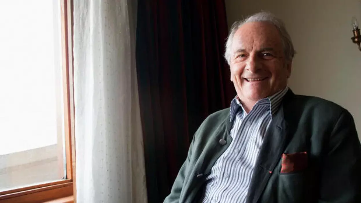 ഫ്രഞ്ച് എഴുത്തുകാരൻ ഡൊമിനിക് ലാപിയർ  അന്തരിച്ചു