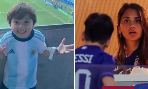 ആരാധകർക്ക് നേരെ ച്യൂയിംഗമേറ്; മതേവോയുടെ കുസൃതികൾ അവസാനിക്കുന്നില്ല