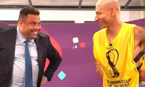 റൊണാൾഡോയെ ഡാൻസ് പഠിപ്പിച്ച് റിച്ചാർലിസൺ- വീഡിയോ