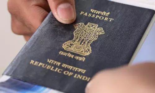 25 വയസ് കഴിഞ്ഞ ആൺ കുട്ടികൾ സ്പോണ്സർഷിപ്പ് മാറ്റണമെന്ന് പാസ്പോർട്ട് വിഭാഗം അറിയിച്ചു