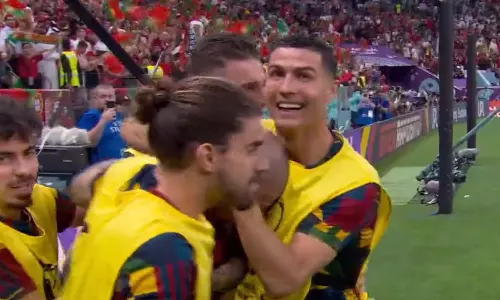 പെപ്പെയുടെ ഗോളാഘോഷിക്കാന്‍ ഓടിയെത്തി റോണോ; വൈകാരിക നിമിഷങ്ങള്‍