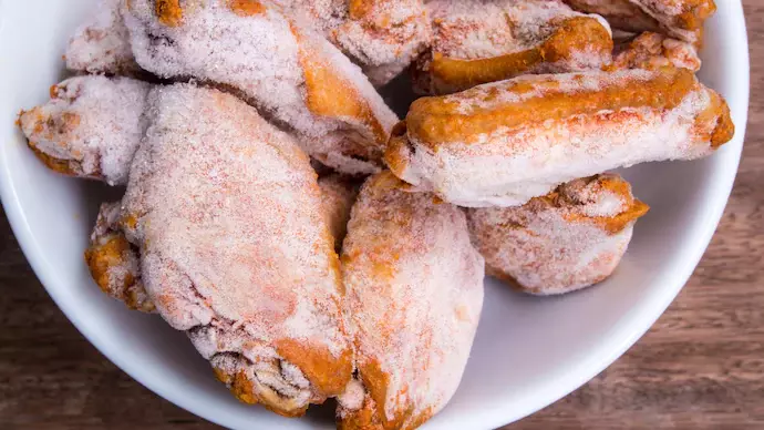 ശീതീകരിച്ച ചിക്കൻ ഉൽപന്നങ്ങൾ എയർ ഫ്രയറുകളിലും മൈക്രോവേവുകളിലും ചൂടാക്കിയാൽ ഭക്ഷ്യവിഷബാധക്ക് കാരണമാകുമെന്ന് പഠനം ശീതീകരിച്ച ചിക്കൻ ഉൽപന്നങ്ങൾ എയർ ഫ്രയറുകളിലും മൈക്രോവേവുകളിലും ചൂടാക്കിയാൽ ഭക്ഷ്യവിഷബാധക്ക് കാരണമാകുമെന്ന് പഠനം