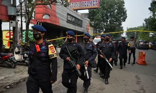 ഇന്തോനേഷ്യയിലെ പൊലീസ് സ്റ്റേഷനിൽ ചാവേറാക്രമണം