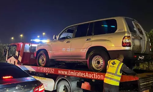 ദേശീയ ദിനാഘോഷത്തിനിടെ നിയമലംഘനം;   ദുബൈ പൊലീസ് 132 വാഹനങ്ങൾ പിടിച്ചെടുത്തു