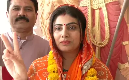 എന്റെ മാത്രമല്ല, എല്ലാവരുടെയും വിജയം; ജാംനഗറില് ജയമുറപ്പിച്ച് റിവാബ ജഡേജ എന്റെ മാത്രമല്ല, എല്ലാവരുടെയും വിജയം; ജാംനഗറില് ജയമുറപ്പിച്ച് റിവാബ ജഡേജ