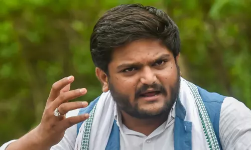 ഗുജറാത്തില് ഞങ്ങള് സര്ക്കാര് രൂപീകരിക്കാന് പോവുകയാണ്: ഹാര്ദിക് പട്ടേല് ഗുജറാത്തില് ഞങ്ങള് സര്ക്കാര് രൂപീകരിക്കാന് പോവുകയാണ്: ഹാര്ദിക് പട്ടേല്