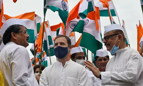 ആപ്പ് പണി കൊടുത്തു; ഗുജറാത്തിൽ കോൺഗ്രസിന് ദയനീയ തോൽവി