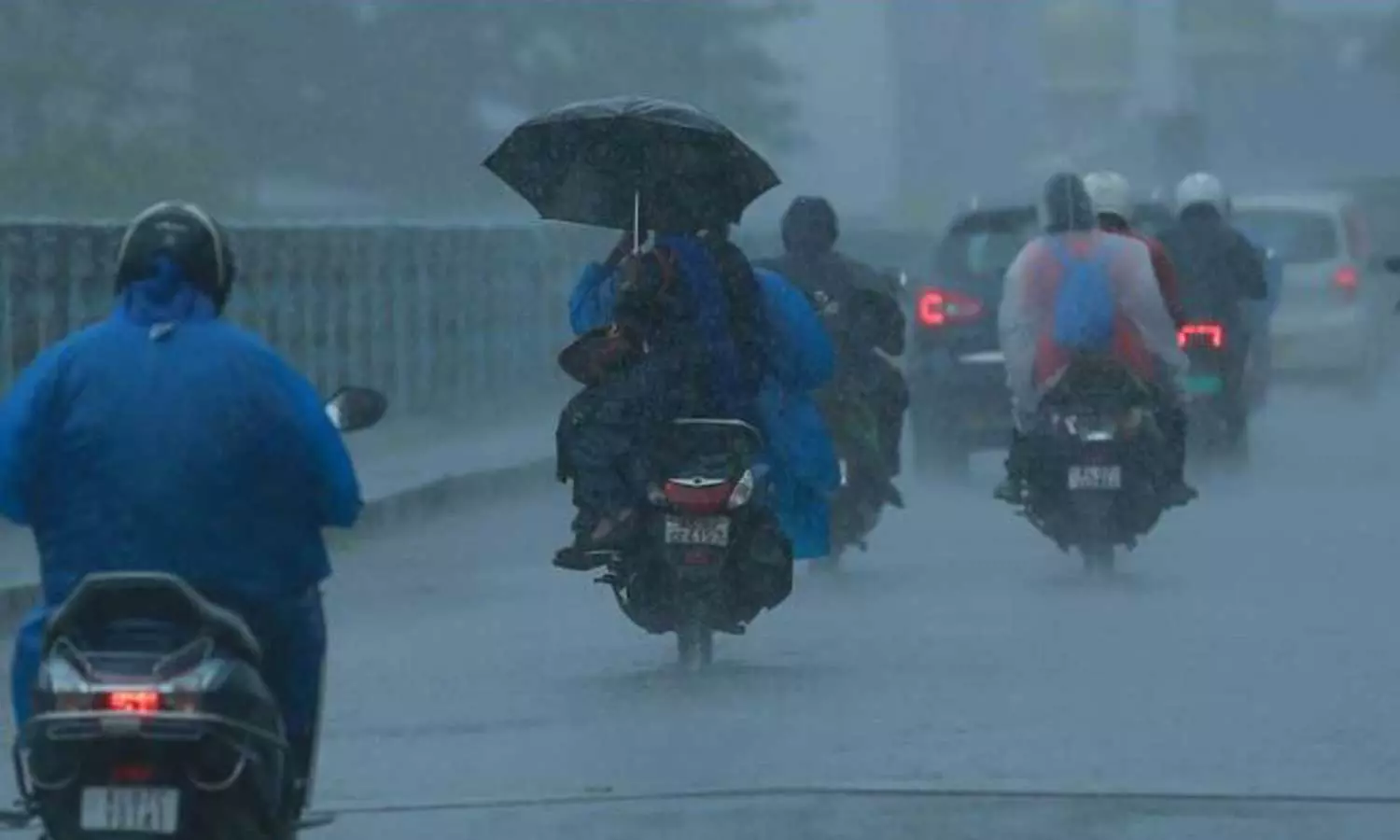 11 ജില്ലകളിൽ ഇന്ന് യെല്ലോ അലർട്ട്; സംസ്ഥാനത്ത് കനത്ത മഴക്ക് സാധ്യത