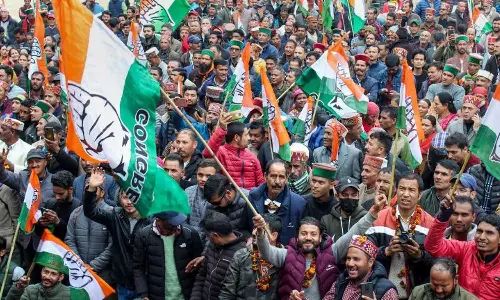 ഹിമാചൽ പ്രദേശിൽ മുഖ്യമന്ത്രിയെ കണ്ടെത്താൻ കോൺഗ്രസ്; സർക്കാർ രൂപീകരണ ചർച്ചകൾ സജീവം