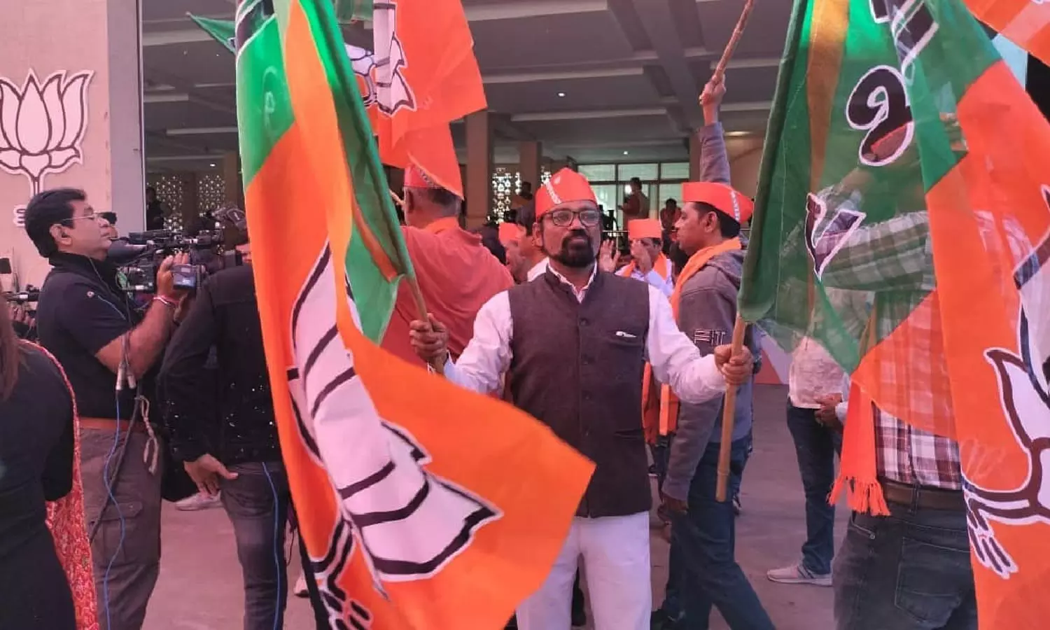 ഗുജറാത്ത് തെരഞ്ഞെടുപ്പ് ഫലം നൽകുന്ന സന്ദേശം ഗുജറാത്ത് തെരഞ്ഞെടുപ്പ് ഫലം നൽകുന്ന സന്ദേശം