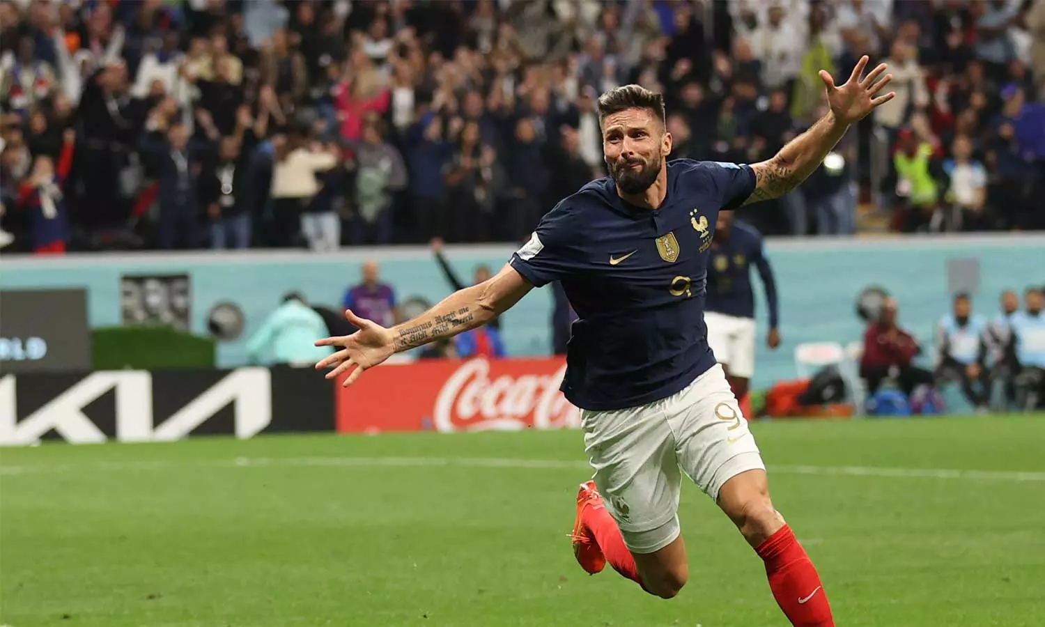 ദുരന്ത നായകനായി കെയ്ൻ... ഫ്രഞ്ച് തീയിൽ ഇംഗ്ലണ്ട് ഫ്രൈ ദുരന്ത നായകനായി കെയ്ൻ... ഫ്രഞ്ച് തീയിൽ ഇംഗ്ലണ്ട് ഫ്രൈ