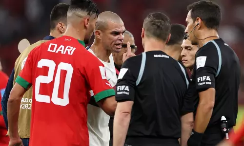 ഇതിലും നല്ലത് അര്‍ജന്‍റീനക്ക് ഇപ്പോഴേ കപ്പ് കൊടുക്കുന്നതാണ്; റഫറിക്കെതിരെ തുറന്നടിച്ച് പെപെ