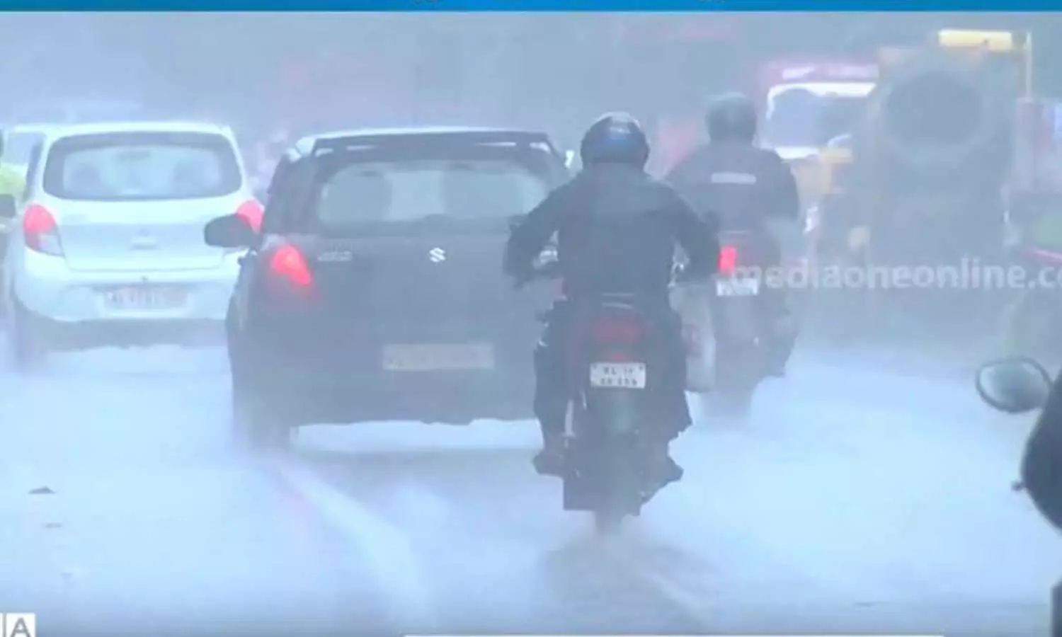 സംസ്ഥാനത്ത് ഒറ്റപ്പെട്ട ശക്തമായ മഴക്ക് സാധ്യത; അഞ്ച് ജില്ലകളിൽ യെല്ലോ അലർട്ട് സംസ്ഥാനത്ത് ഒറ്റപ്പെട്ട ശക്തമായ മഴക്ക് സാധ്യത; അഞ്ച് ജില്ലകളിൽ യെല്ലോ അലർട്ട്