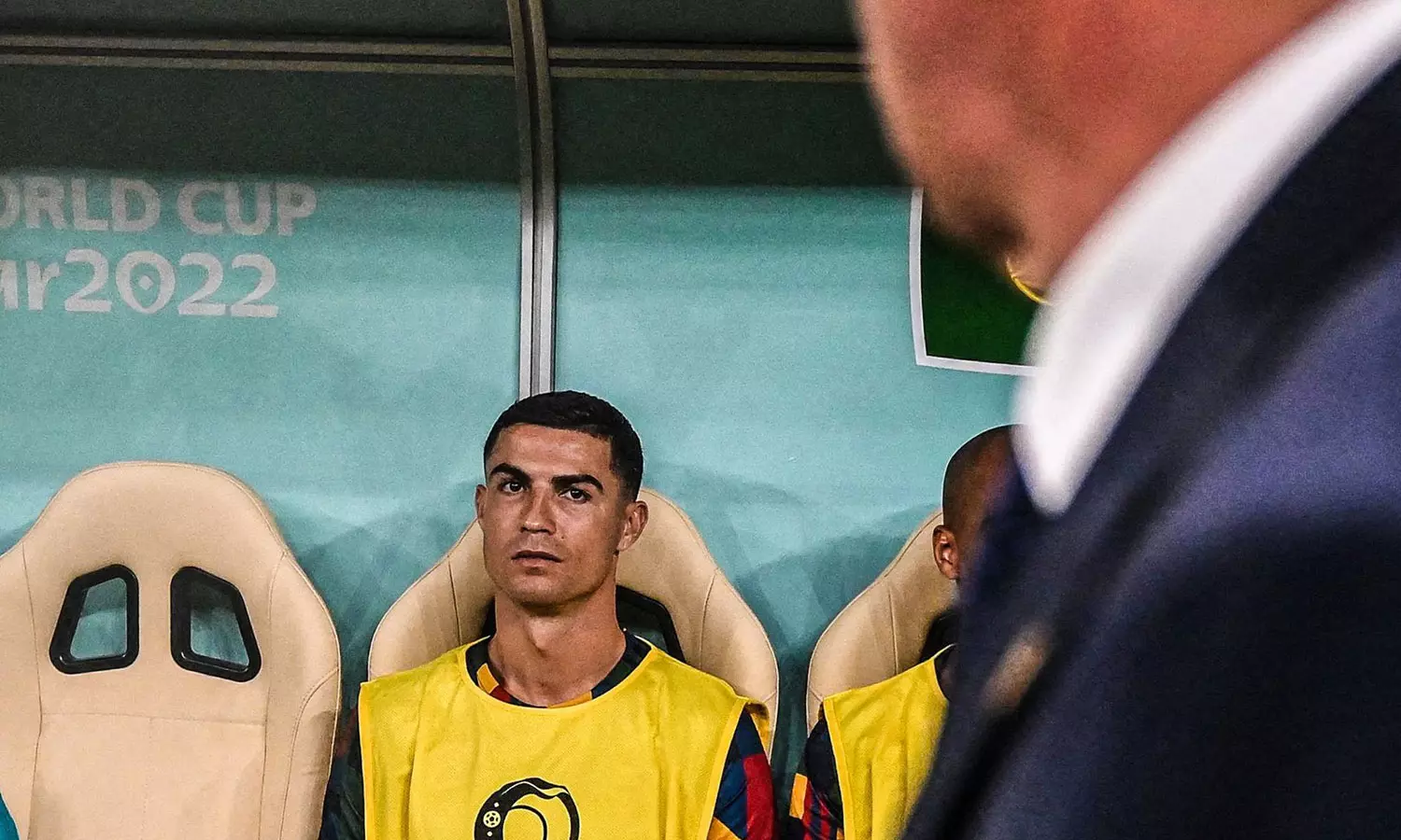 റോണോയില്ലാതെ ജയിക്കാമെന്ന് കരുതിയോ?; പോര്ച്ചുഗല് കോച്ചിനെ കടന്നാക്രമിച്ച് ഇതിഹാസ താരം ലൂയി ഫിഗോ റോണോയില്ലാതെ ജയിക്കാമെന്ന് കരുതിയോ?; പോര്ച്ചുഗല് കോച്ചിനെ കടന്നാക്രമിച്ച് ഇതിഹാസ താരം ലൂയി ഫിഗോ