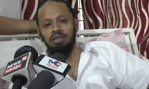 മദ്രസാധ്യാപകന് അയൽവാസിയുടെ വെട്ടേറ്റു; കൈക്കും കാലിനും ഗുരുതര പരിക്ക്