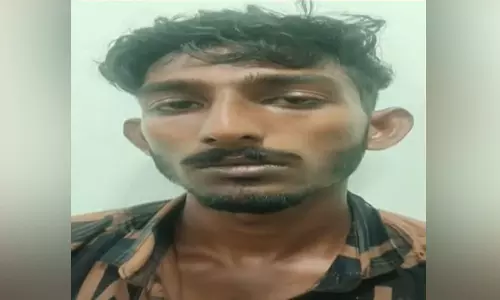 കാർ തടഞ്ഞുനിർത്തി കഴുത്തിൽ കത്തിവെച്ച് കവർച്ച; ഒരാൾ പിടിയിൽ