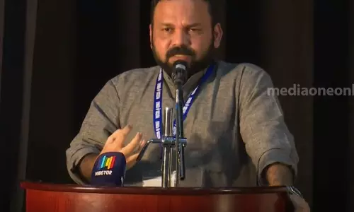 കേരളത്തില്‍ സംരംഭങ്ങള്‍ ആരംഭിക്കാന്‍ താല്‍പര്യമുള്ളവര്‍ക്ക്  ടൂറിസം രംഗത്ത് നിരവധി സാധ്യതകൾ: സന്തോഷ് ജോർജ് കുളങ്ങര