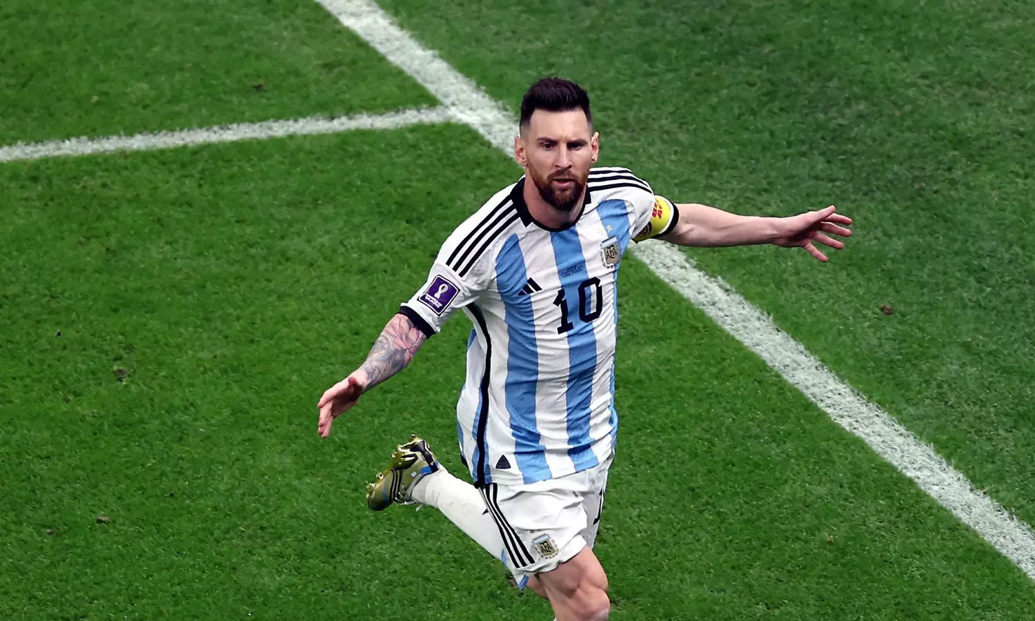 റെക്കോര്ഡ് മെസി; ഇരട്ടനേട്ടം റെക്കോര്ഡ് മെസി; ഇരട്ടനേട്ടം